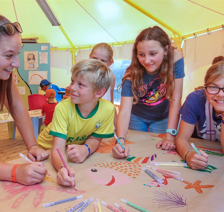 Manuelle Aktivitäten für Kinder auf Camping Les Sirènes 