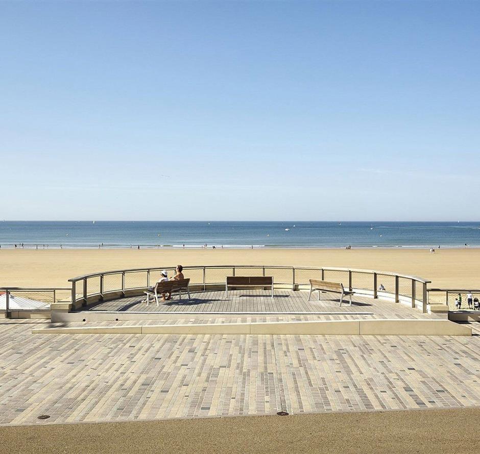 Sables d'Olonne in der Nähe von Camping Les Sirènes 3 Sterne in St. Jean de Monts in der Vendée 