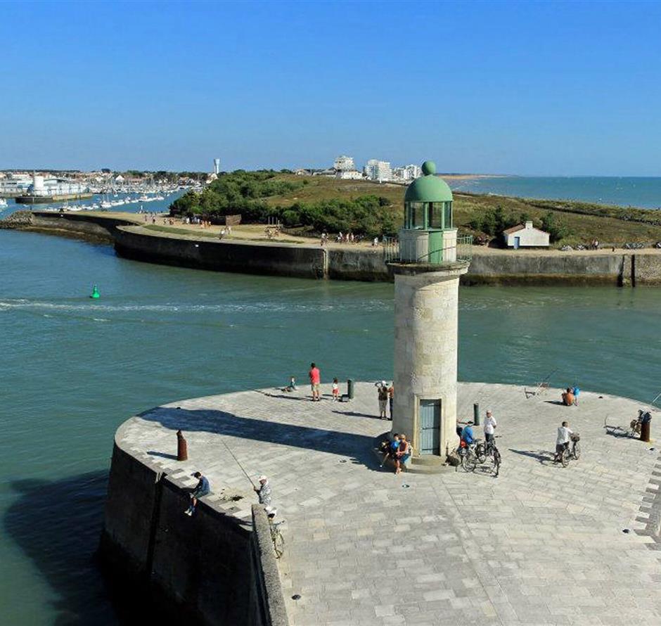 St Gilles Croix wenige Kilometer vom 3-Sterne-Campingplatz Les Sirènes in Saint Jean de Monts in der Vendée entfernt 