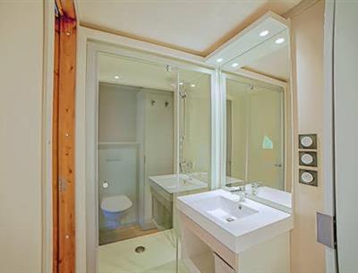 Badezimmer des Lodgezeltes 4 Personen 2 Schlafzimmer