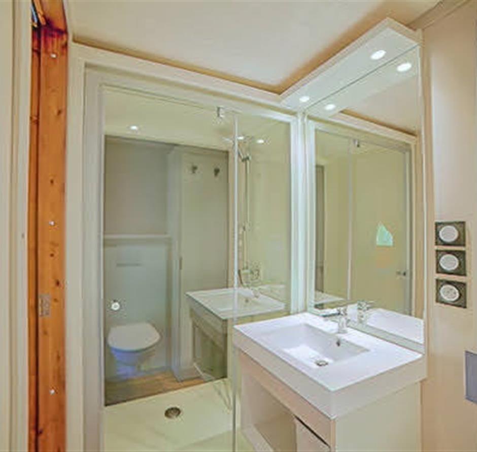 Badezimmer des Lodgezeltes 4 Personen 2 Schlafzimmer 