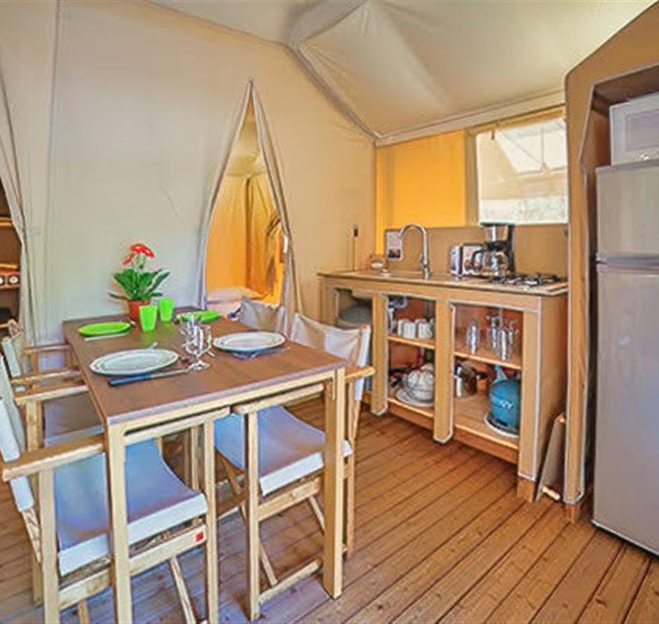 Lodge Zelt Küche 4 Personen 2 Schlafzimmer 