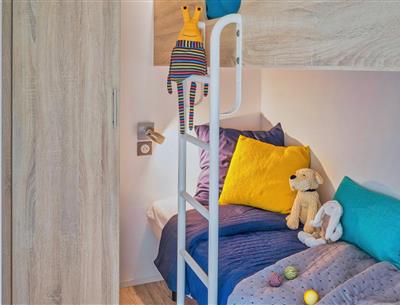 Mobilheimzimmer für 4/6 Personen mit 2 Schlafzimmern und Klimaanlage, zugänglich für Personen mit eingeschränkter Mobilität