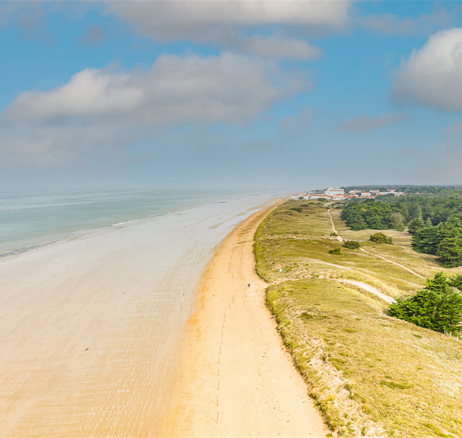 Küstenweg Saint-Jean-de-Monts in der Vendée in der Nähe des 3-Sterne-Campingplatzes Les Sirènes 