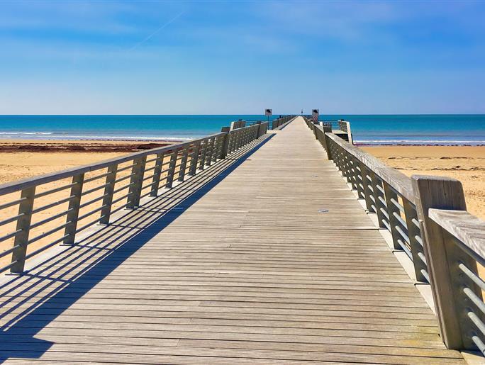Strand von Saint-Jean-de-Monts in der Vendée in der Nähe des 3-Sterne-Campingplatzes Les Sirènes