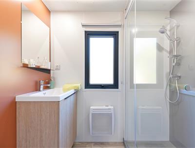 Cottage Badezimmer 2 Pers. 4 Blumen