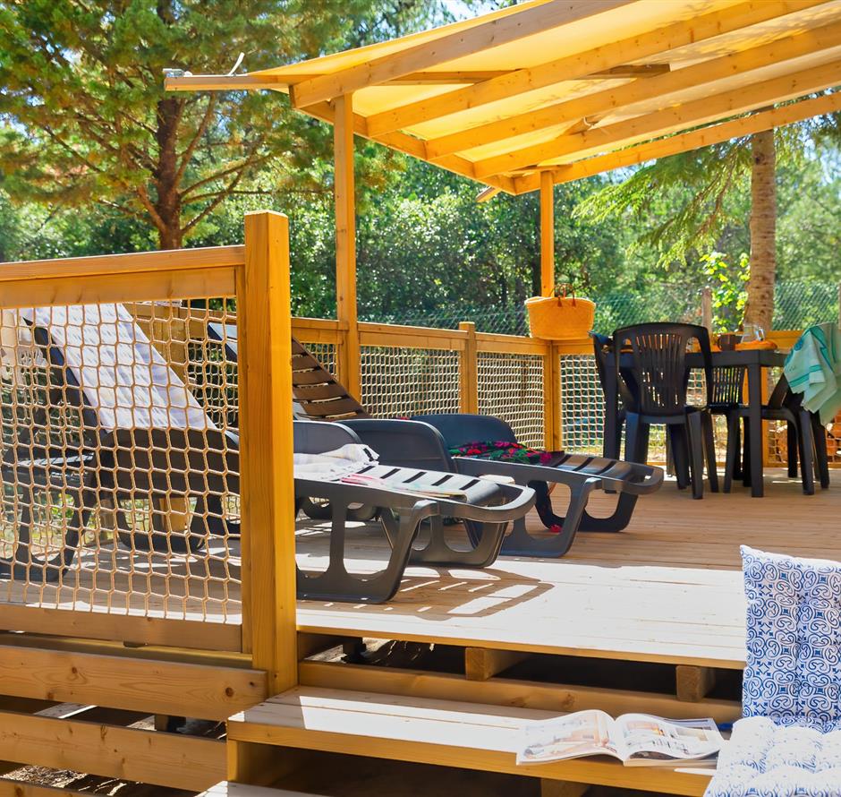 Terrasse des Cottage 5 Pers 3 Blumen 