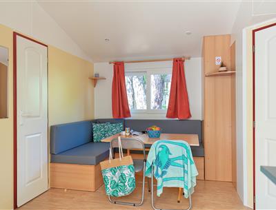 Wohnzimmer des Cottage 4 Pers 2 Blumen