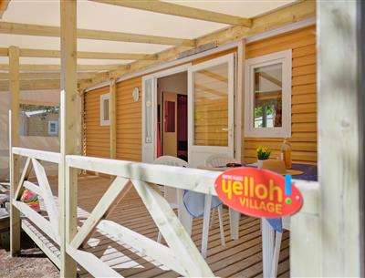 Terrasse des Cottage 4 Pers 2 Blumen