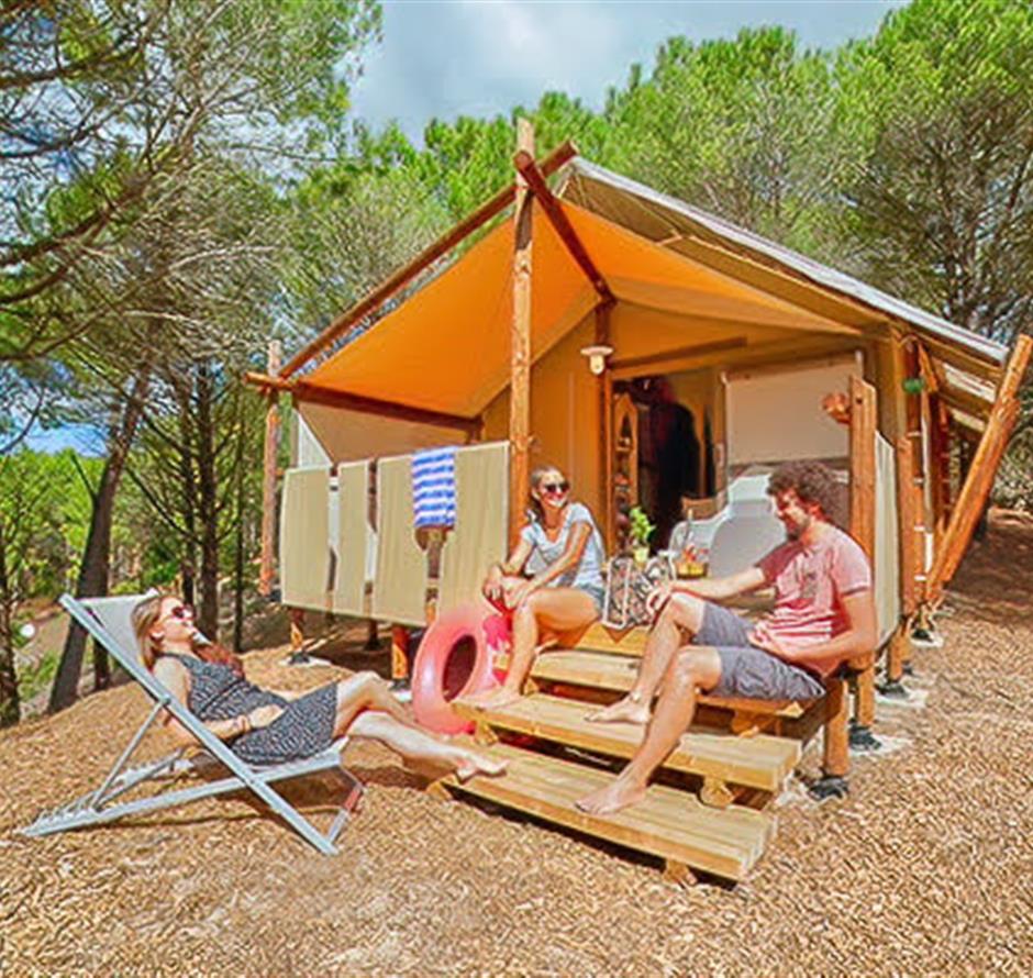Außenansicht des Lodgezeltes 4 Personen 2 Blumen 