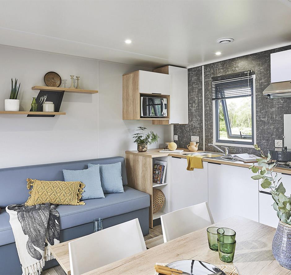 Wohnzimmer des Cottage 4 Personen 2 Schlafzimmer 2 Badezimmer 4 Blumen 