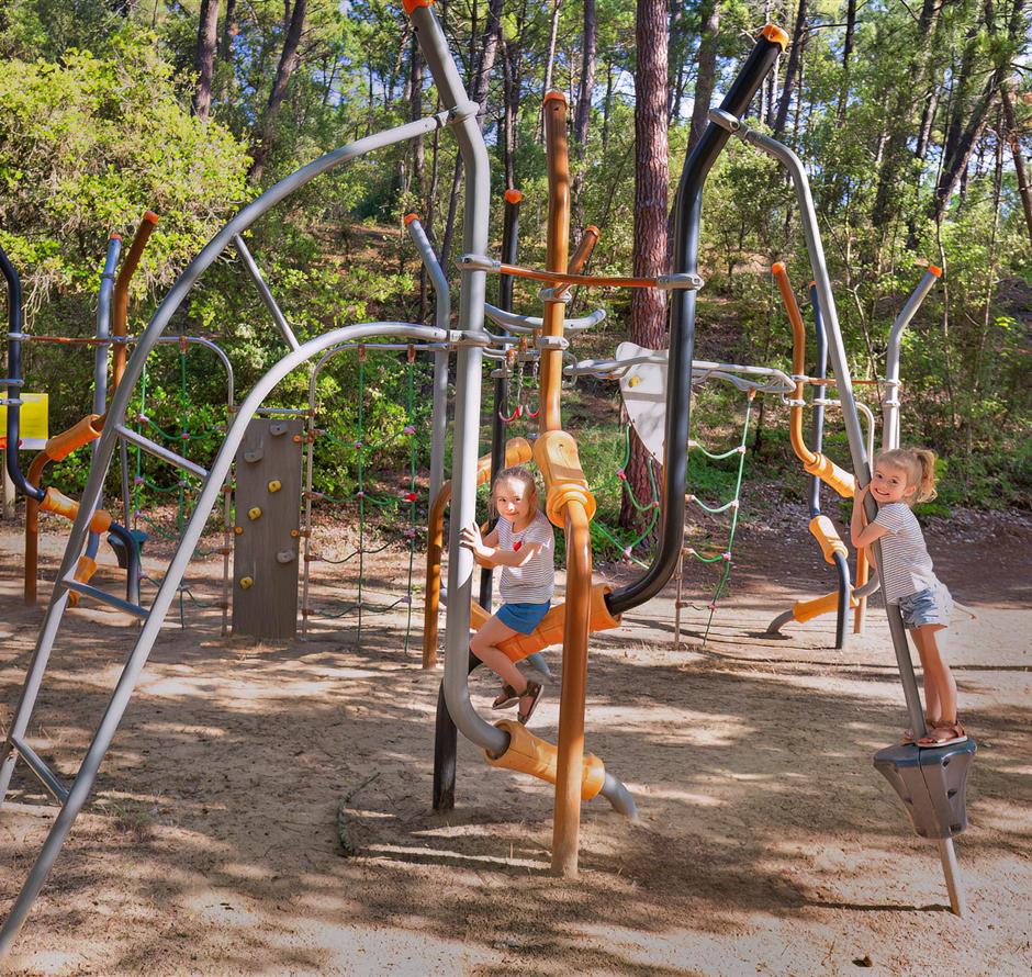 Kinderspielplatz auf dem Campingplatz Les Sirènes 