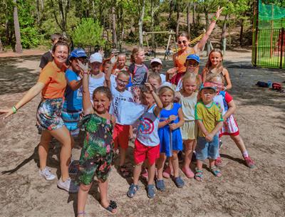 Spiele im Freien auf dem Campingplatz Les Sirènes