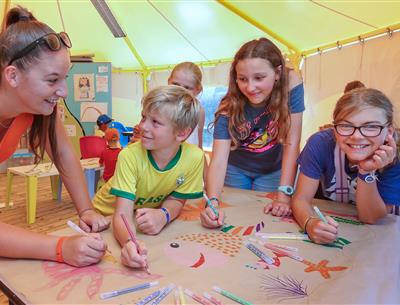 Manuelle Aktivitäten für Kinder auf Camping Les Sirènes