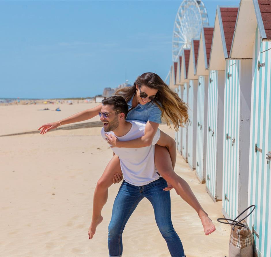 Strand von Saint-Jean-de-Monts in der Vendée in der Nähe des 3-Sterne-Campingplatzes Les Sirènes 