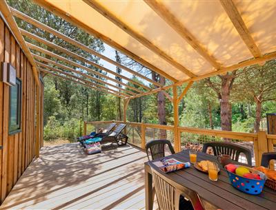 Terrasse des Cottage 6 Personen 3 Schlafzimmer 4 Blumen