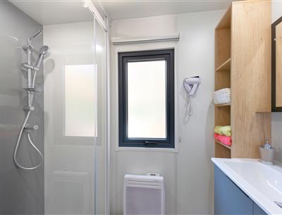 Cottage Badezimmer 6 Personen 3 Schlafzimmer 4 Blumen