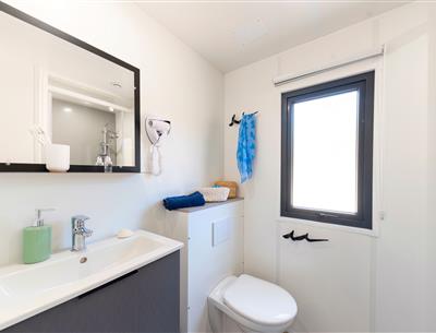 Cottage Badezimmer 6 Personen 3 Schlafzimmer 4 Blumen