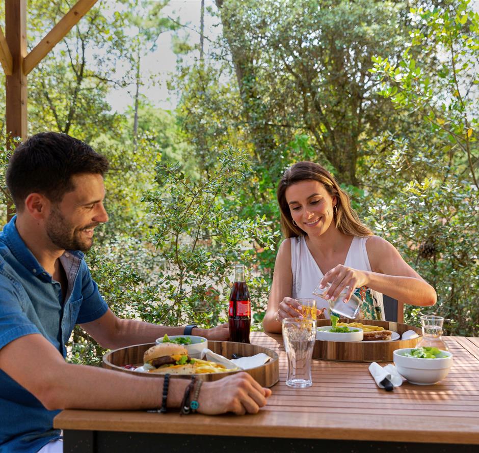 Frühstücksservice auf dem Campingplatz Les Sirènes 