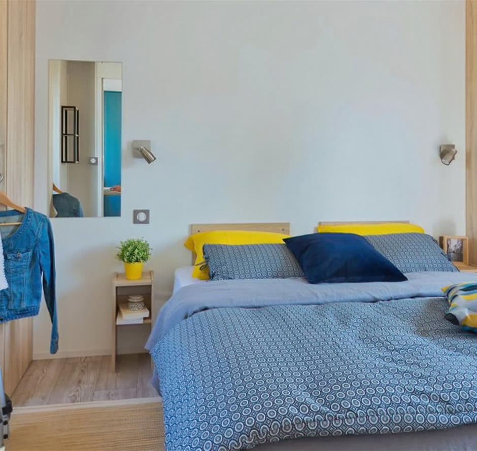 Mobilheimzimmer für 4/6 Personen mit 2 Schlafzimmern und Klimaanlage, zugänglich für Personen mit eingeschränkter Mobilität 