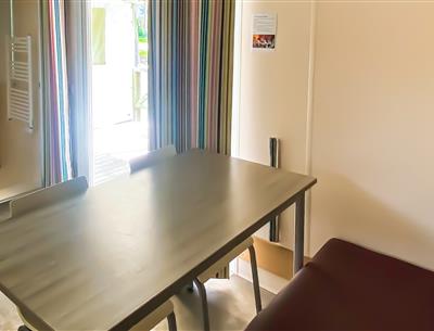 Wohnzimmer des Cottage 4 Personen 2 Schlafzimmer PMR