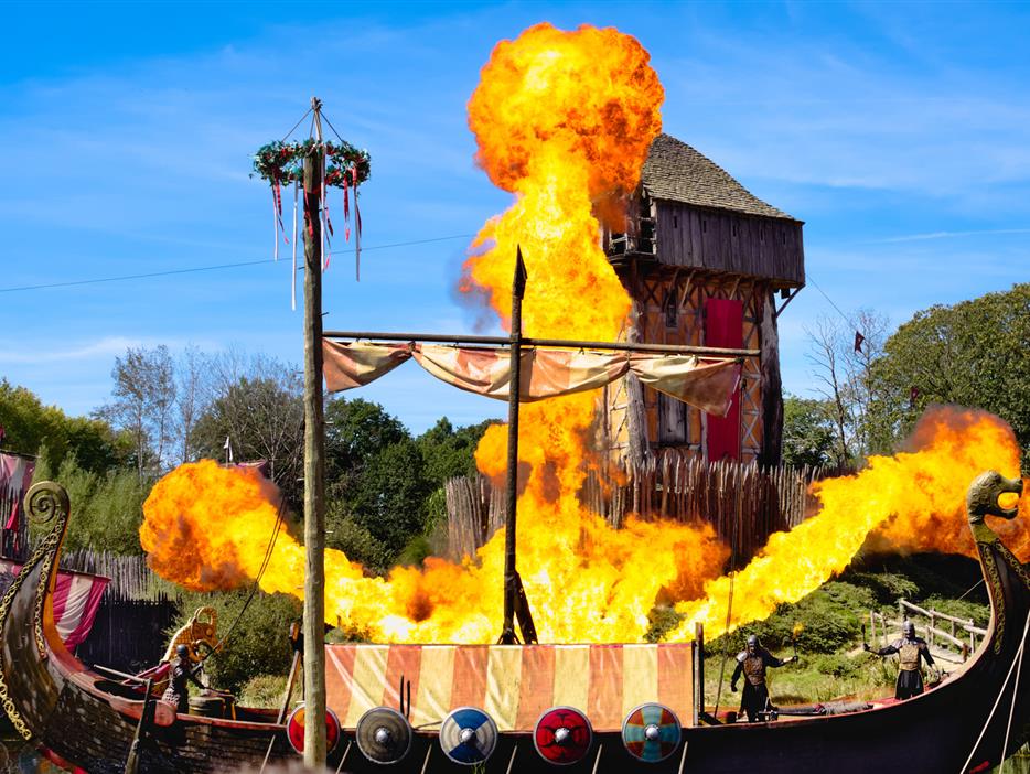 Le Puy du Fou in der Nähe von Les Sirènes 3-Sterne-Campingplatz - CAMPING**** Les Sirènes