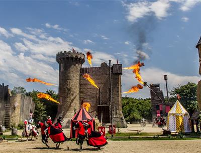 Le Puy du Fou in der Nähe von Les Sirènes 3-Sterne-Campingplatz