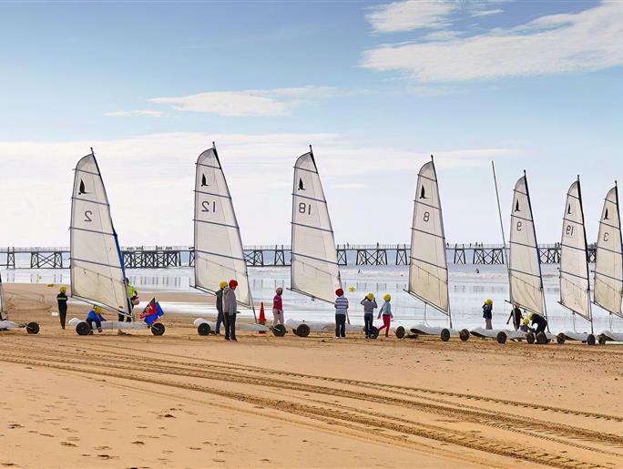 Die nautischen Stützpunkte in der Nähe des 3-Sterne-Campingplatzes Les Sirènes