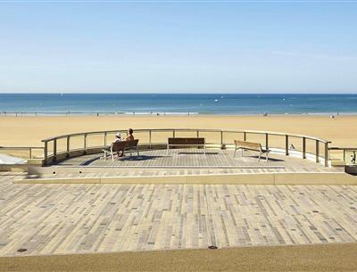 Sables d'Olonne in der Nähe von Camping Les Sirènes 3 Sterne in St. Jean de Monts in der Vendée