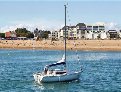 St Gilles Croix wenige Kilometer vom 3-Sterne-Campingplatz Les Sirènes in Saint Jean de Monts in der Vendée entfernt