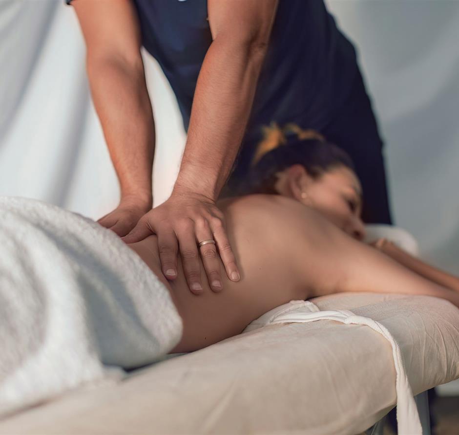 Wellness-Massage auf dem 4-Sterne-Campingplatz Les Sirènes in Saint-Jean-de-Monts 