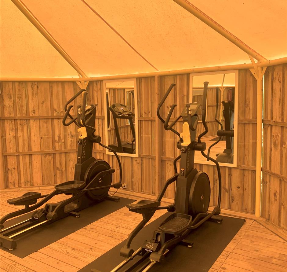 Der Fitnessraum auf dem 4-Sterne-Campingplatz Les Sirènes in Saint-Jean-de-Monts 