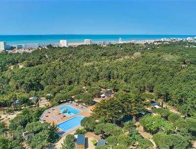 Strand von Saint-Jean-de-Monts in der Vendée in der Nähe des 3-Sterne-Campingplatzes Les Sirènes