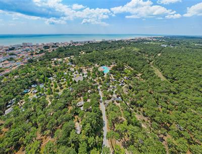Strand von Saint-Jean-de-Monts in der Vendée in der Nähe des 3-Sterne-Campingplatzes Les Sirènes